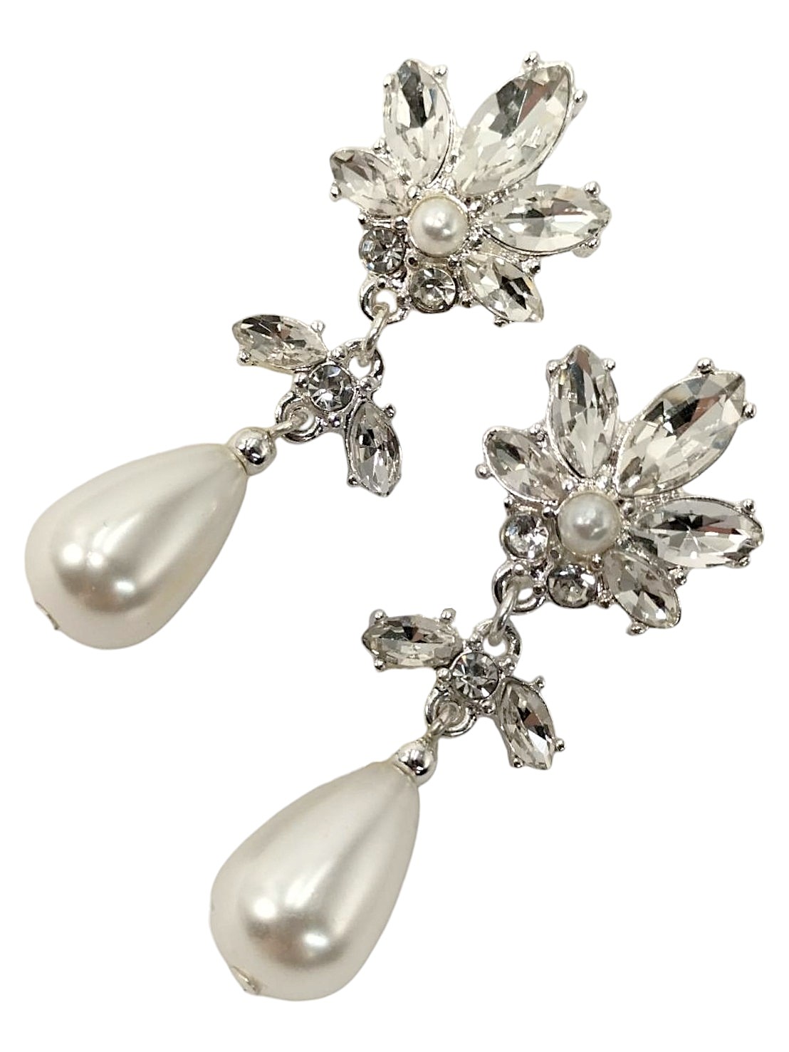 AC557603　EARRING