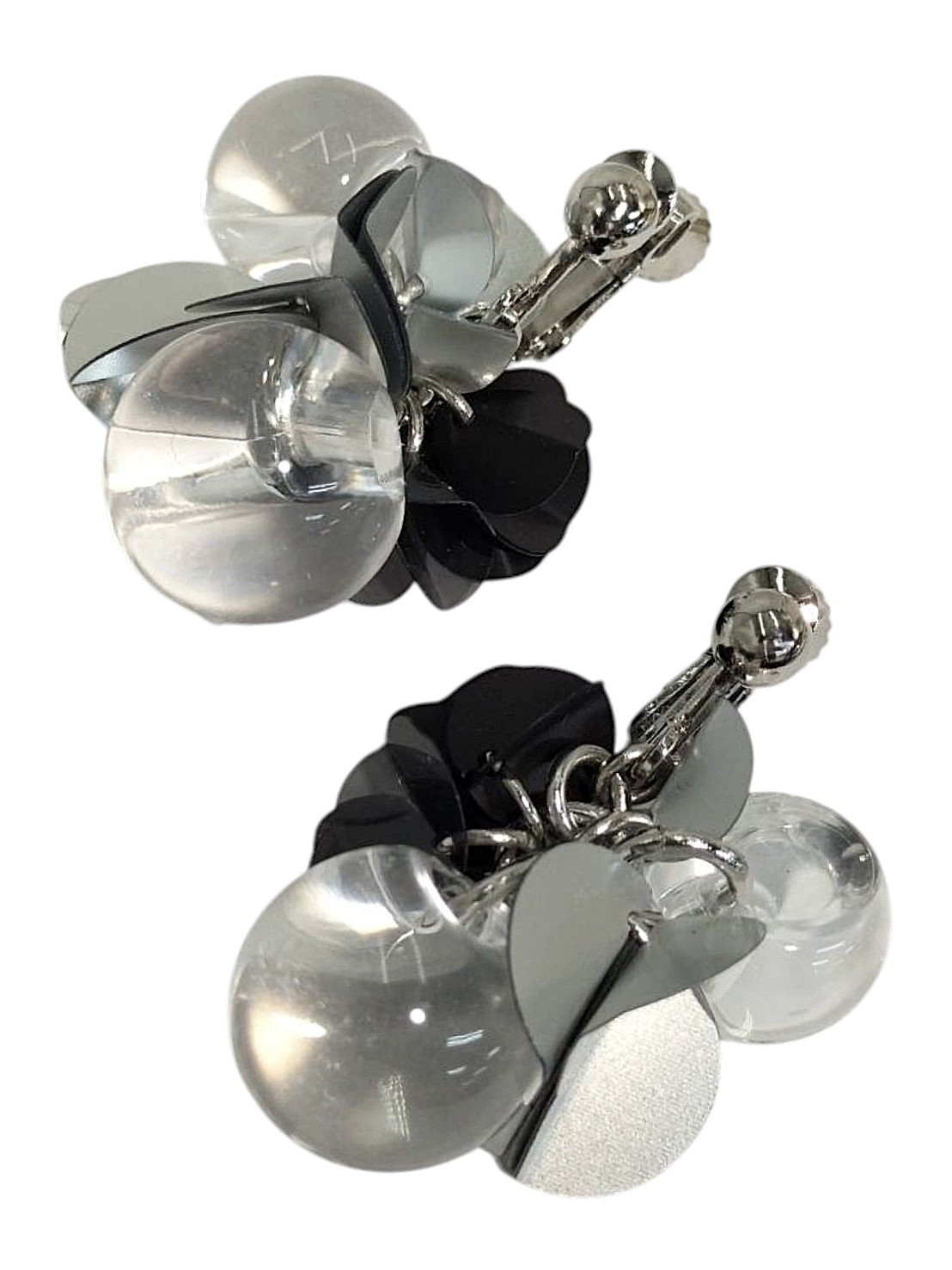 AC9999733　EARRING