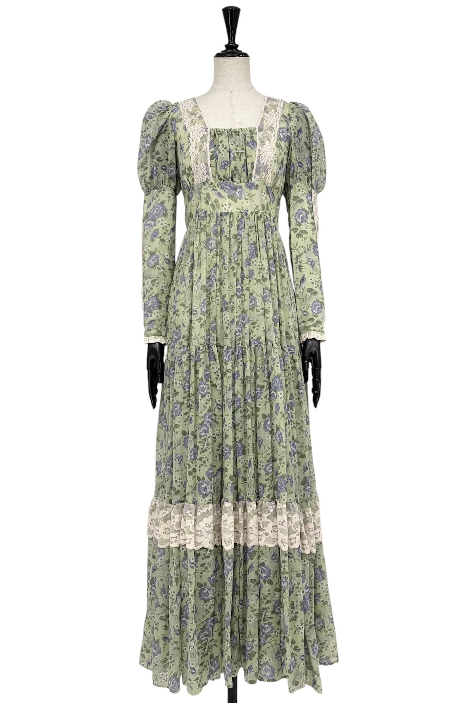 DR560047 GUNNE SAX