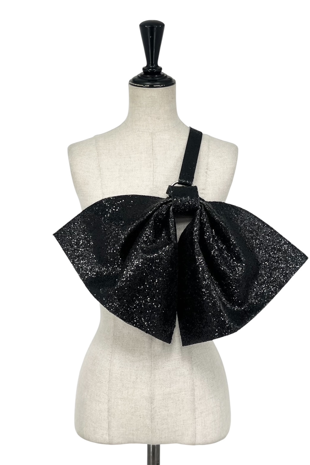 FA556508 noir kei ninomiya
