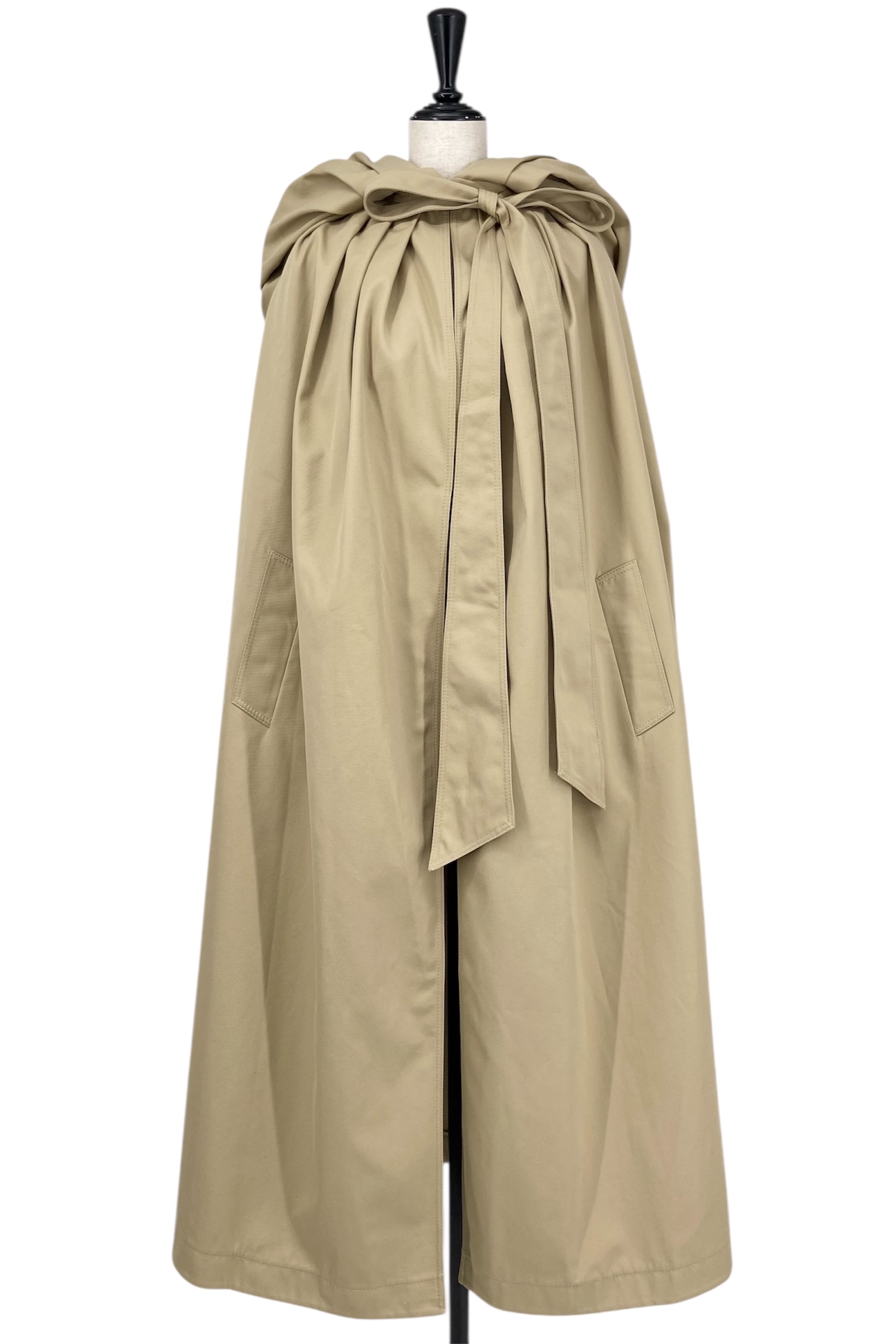 OU555974 VALENTINO