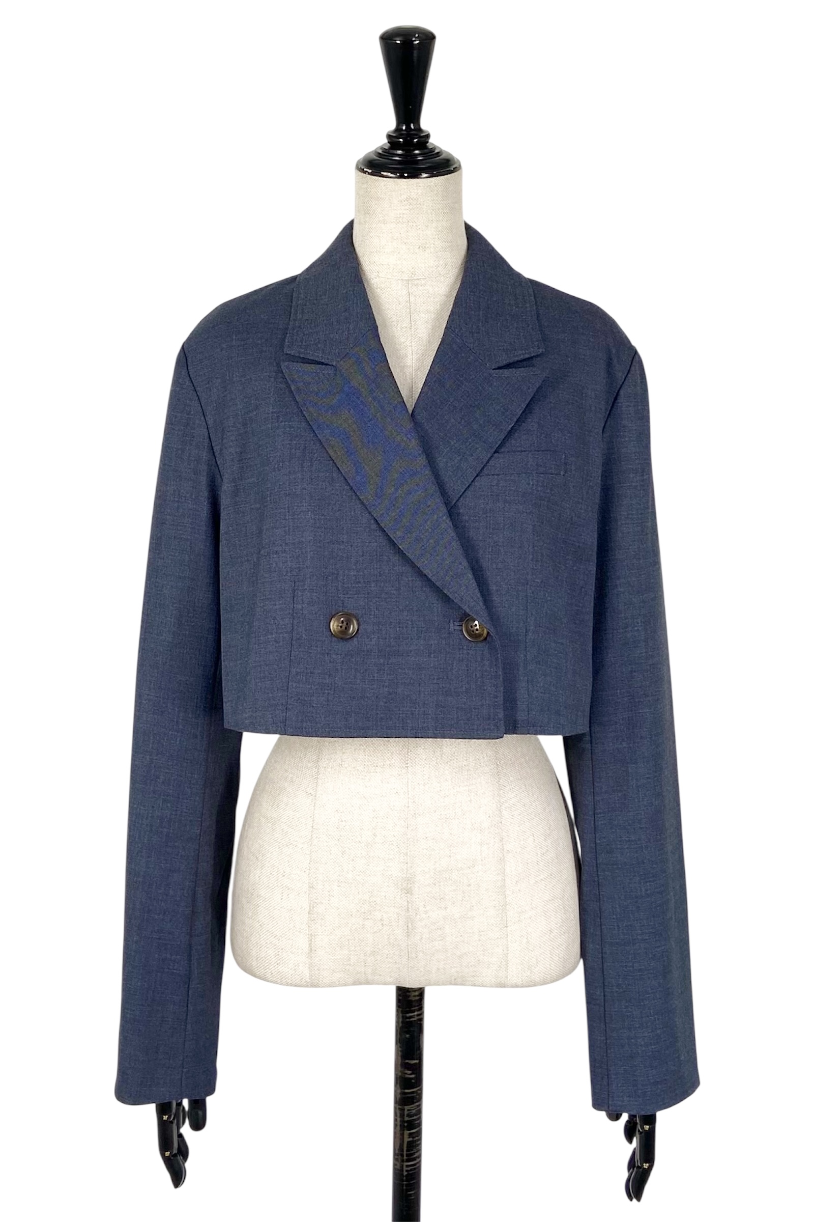 OU556129 And Couture