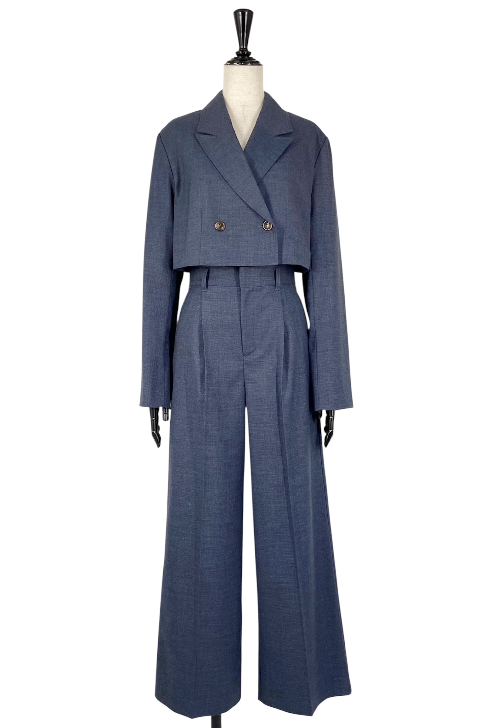 SE555866 And Couture