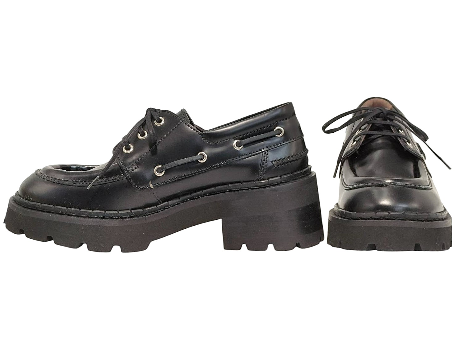 SH558850 BY FAR　38