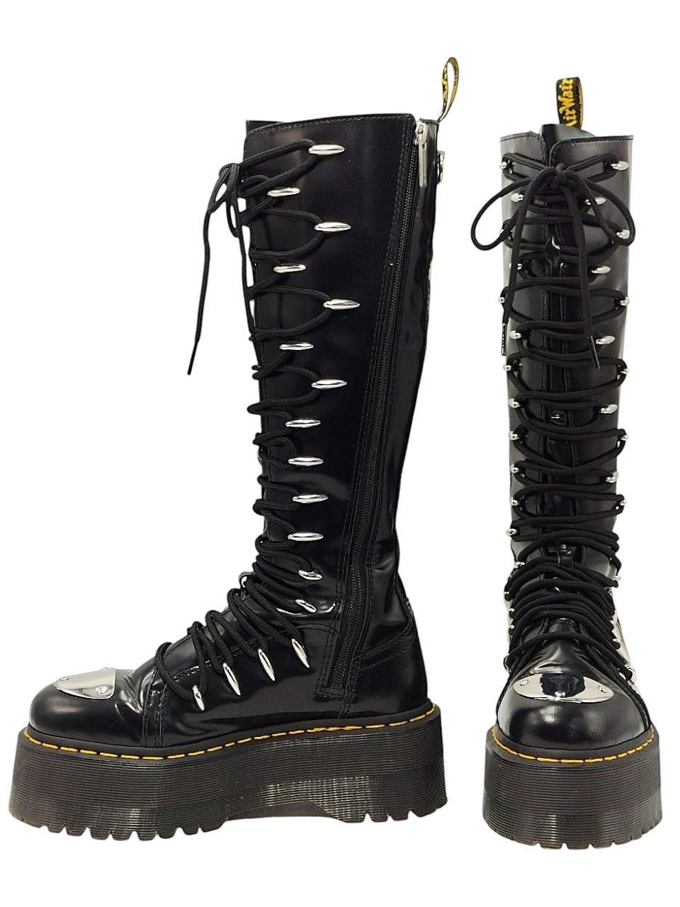 SH559023 Dr.Martens　37