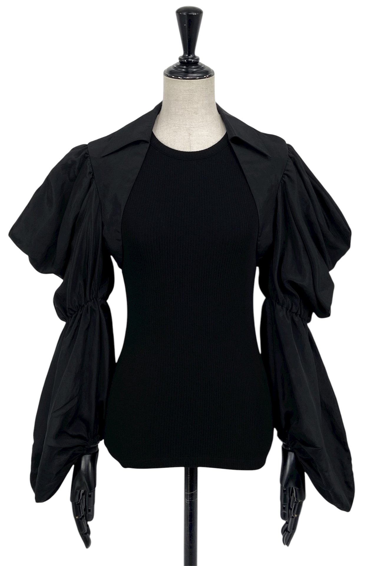 TO559589 THINGS THAT MATTER